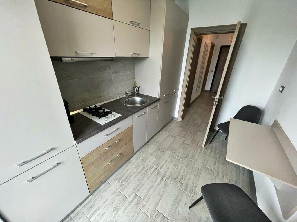 Dragomir Apartments Alezzi 1 Неводарі Екстер'єр фото